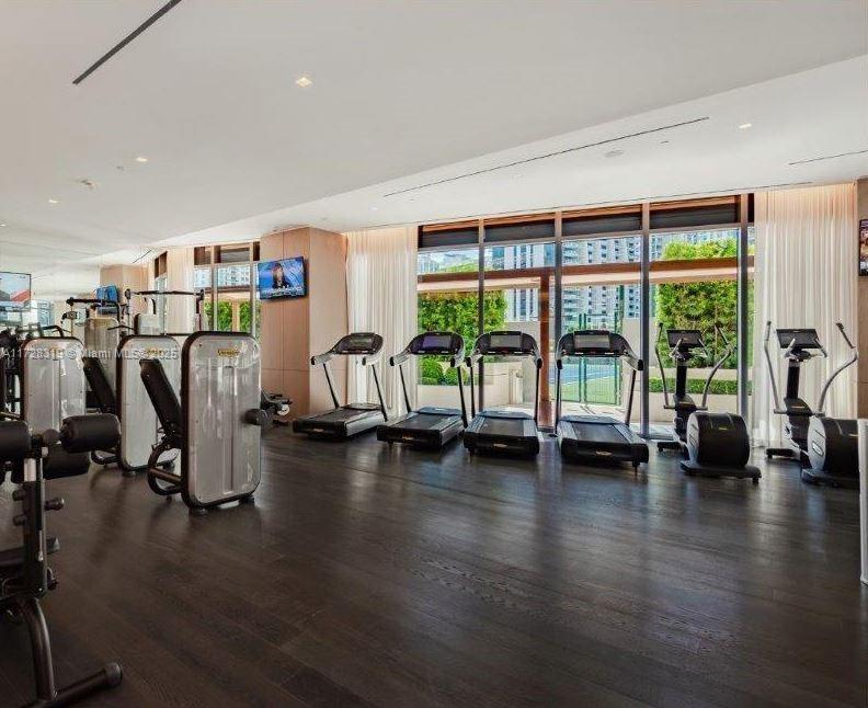 801 S Miami Ave #3007, Miami FL 33130