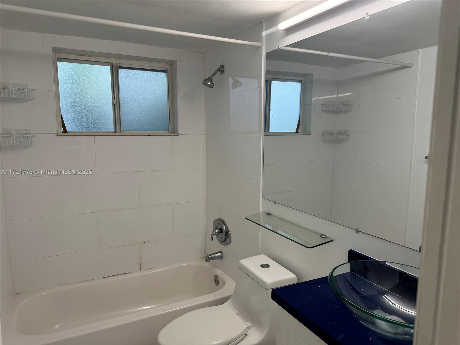 915 Lenox Ave #104, Miami Beach, Florida image 6