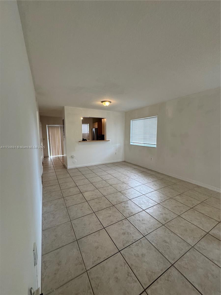 680 NW 79th Ter #104, Pembroke Pines, Florida image 6