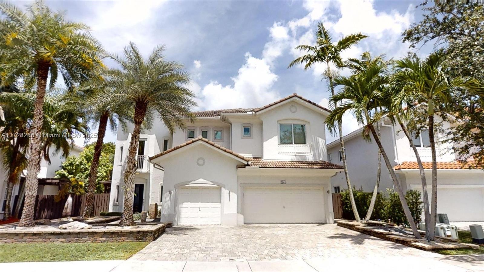 7044 NW 113th Pl, Doral, Florida image 2
