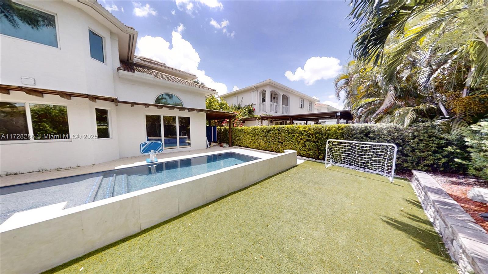 7044 NW 113th Pl, Doral, Florida image 37