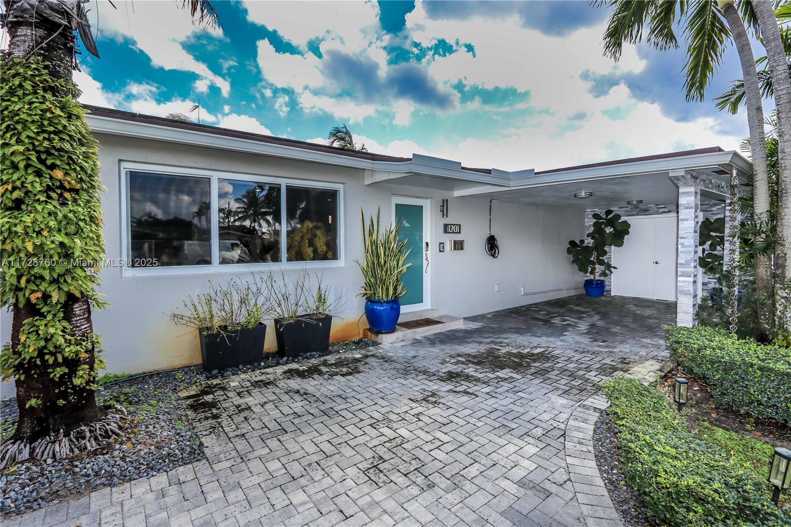 1201 N 74th Ter, Hollywood, Florida image 11