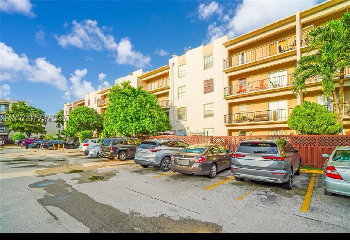 5665 W 20th Ave #102, Hialeah, Florida image 2