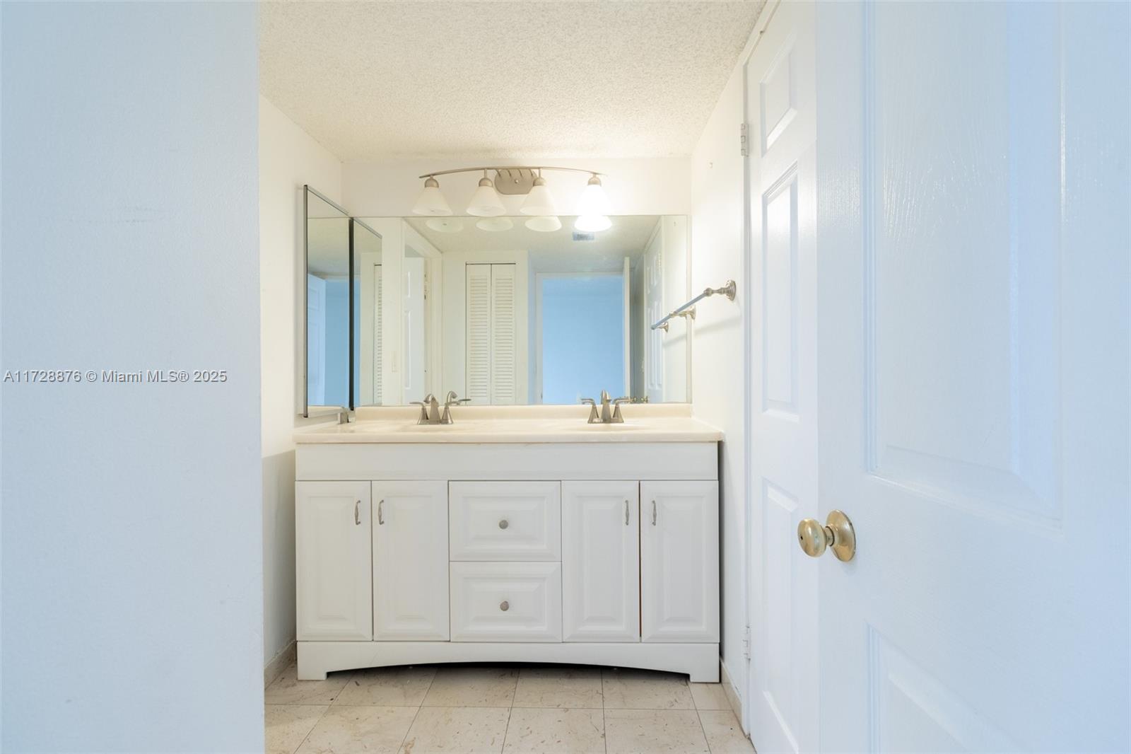 290 174th St #710, Sunny Isles Beach, Florida image 35