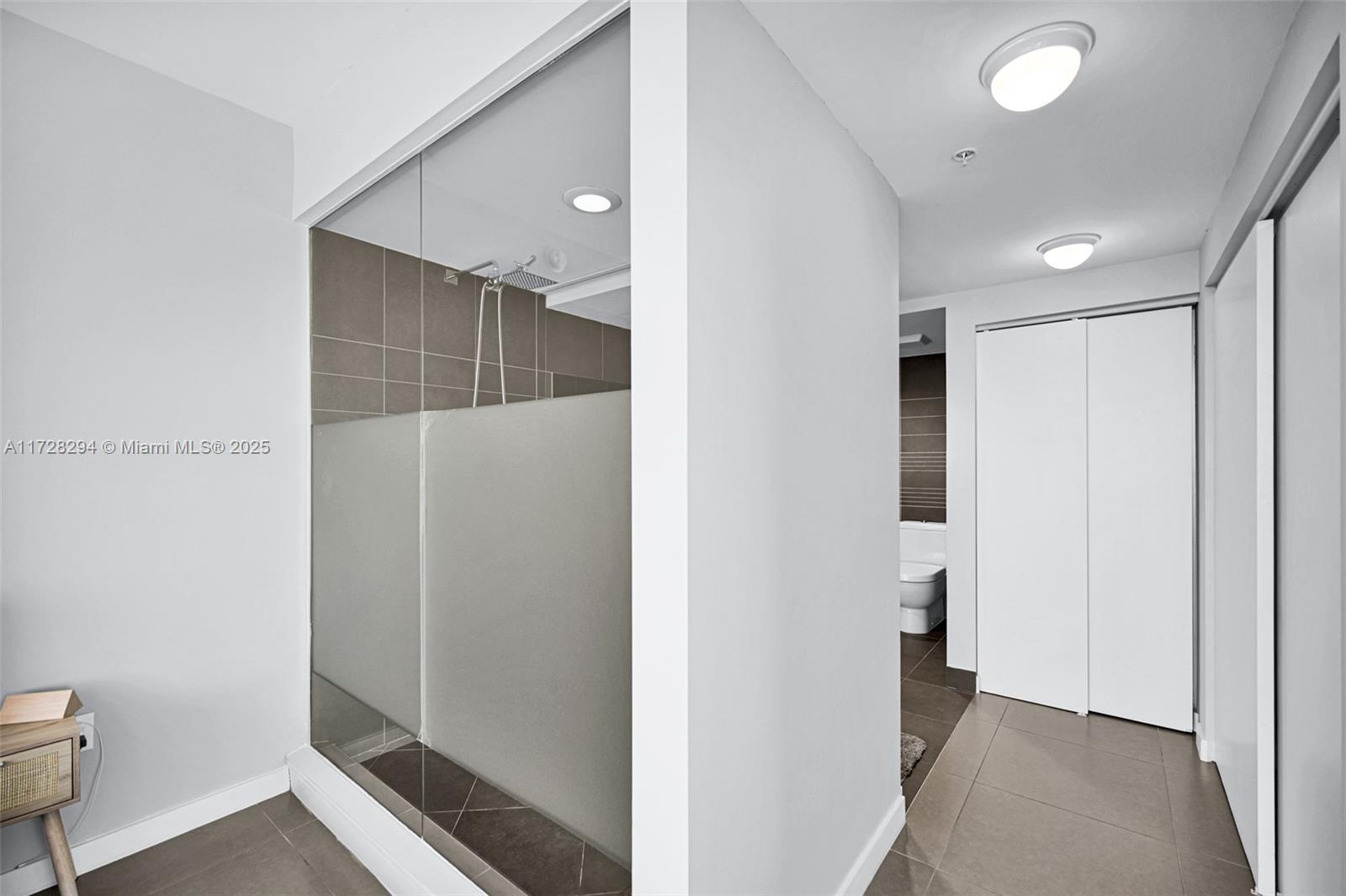 2155 Washington Ct #403, Miami Beach FL 33139
