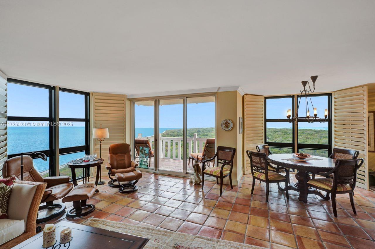 1111 Crandon Blvd #C1106, Key Biscayne, Florida image 12