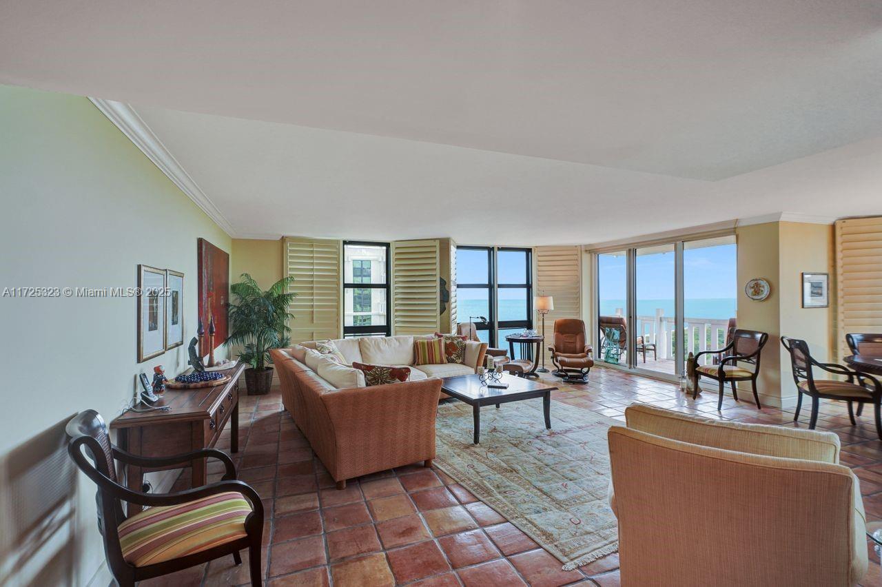 1111 Crandon Blvd #C1106, Key Biscayne, Florida image 18