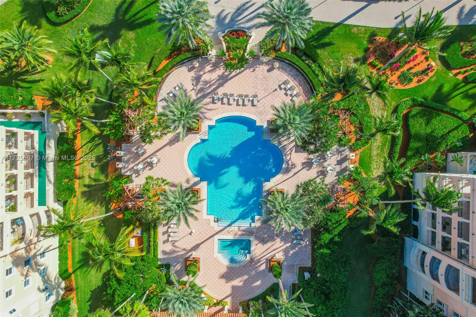 Casa de Condomínio