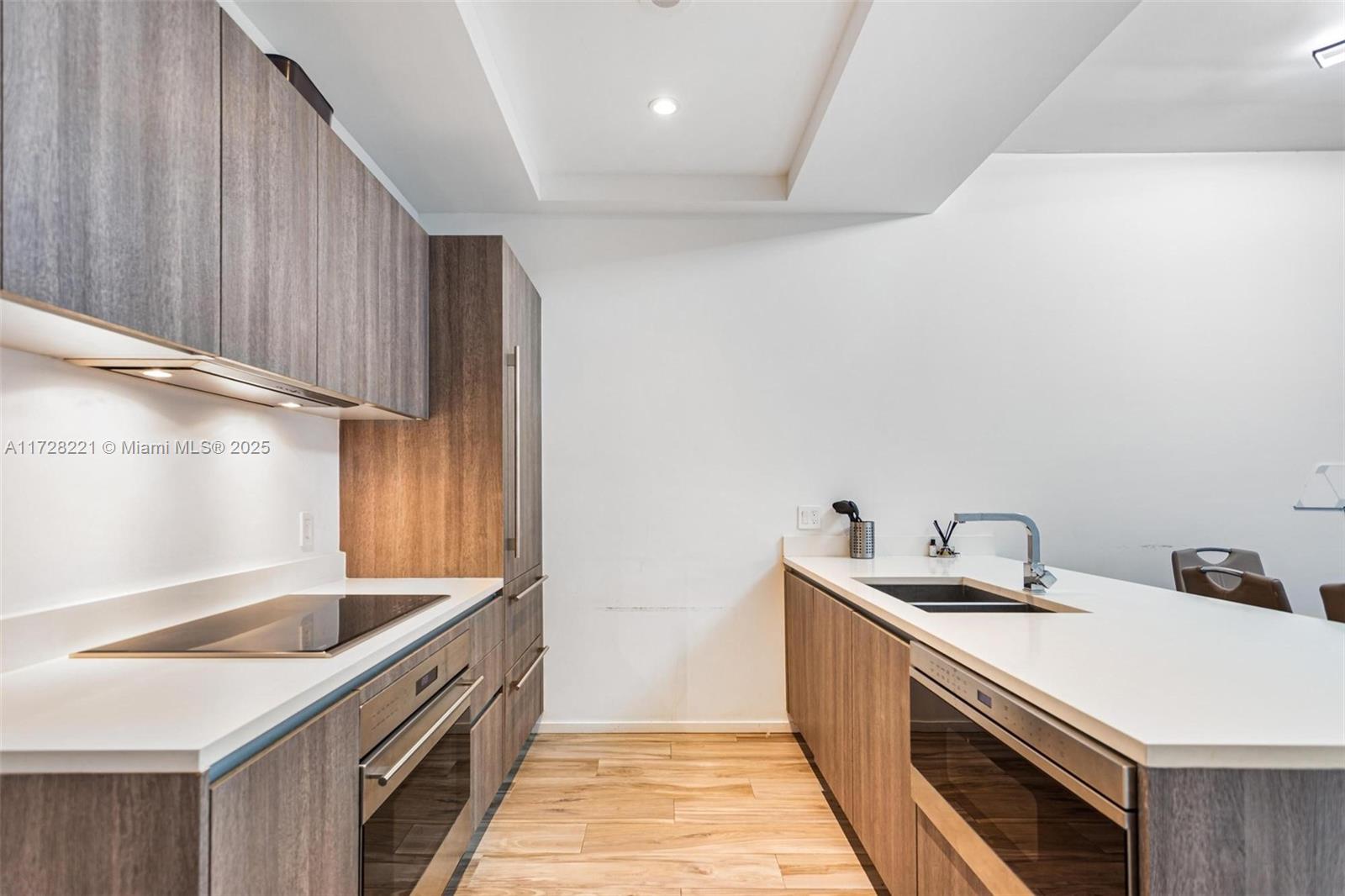 801 S Miami Ave #4807, Miami FL 33130