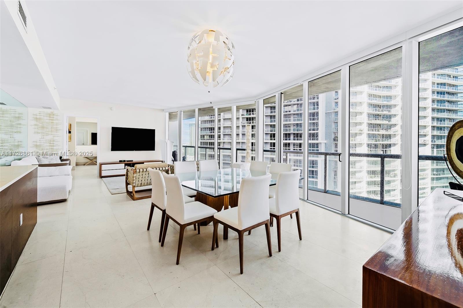 495 Brickell Ave #2904, Miami FL 33131