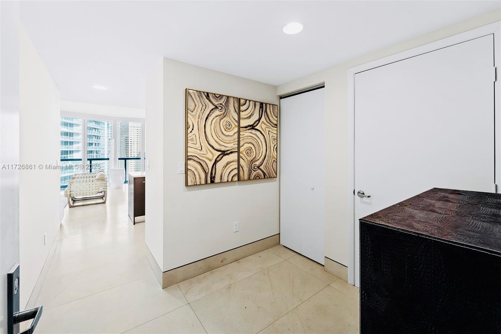 495 Brickell Ave #2904, Miami FL 33131
