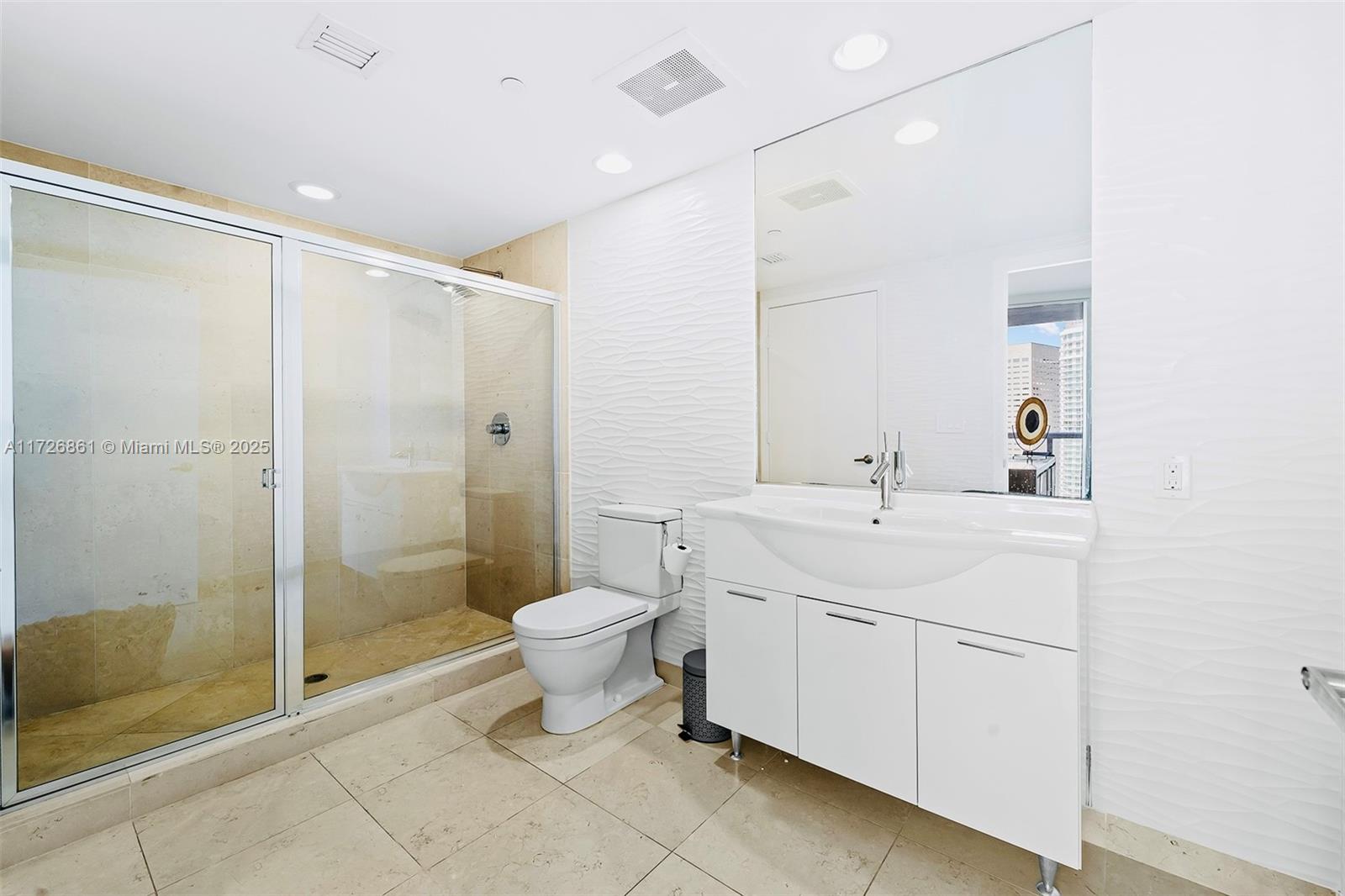 495 Brickell Ave #2904, Miami FL 33131