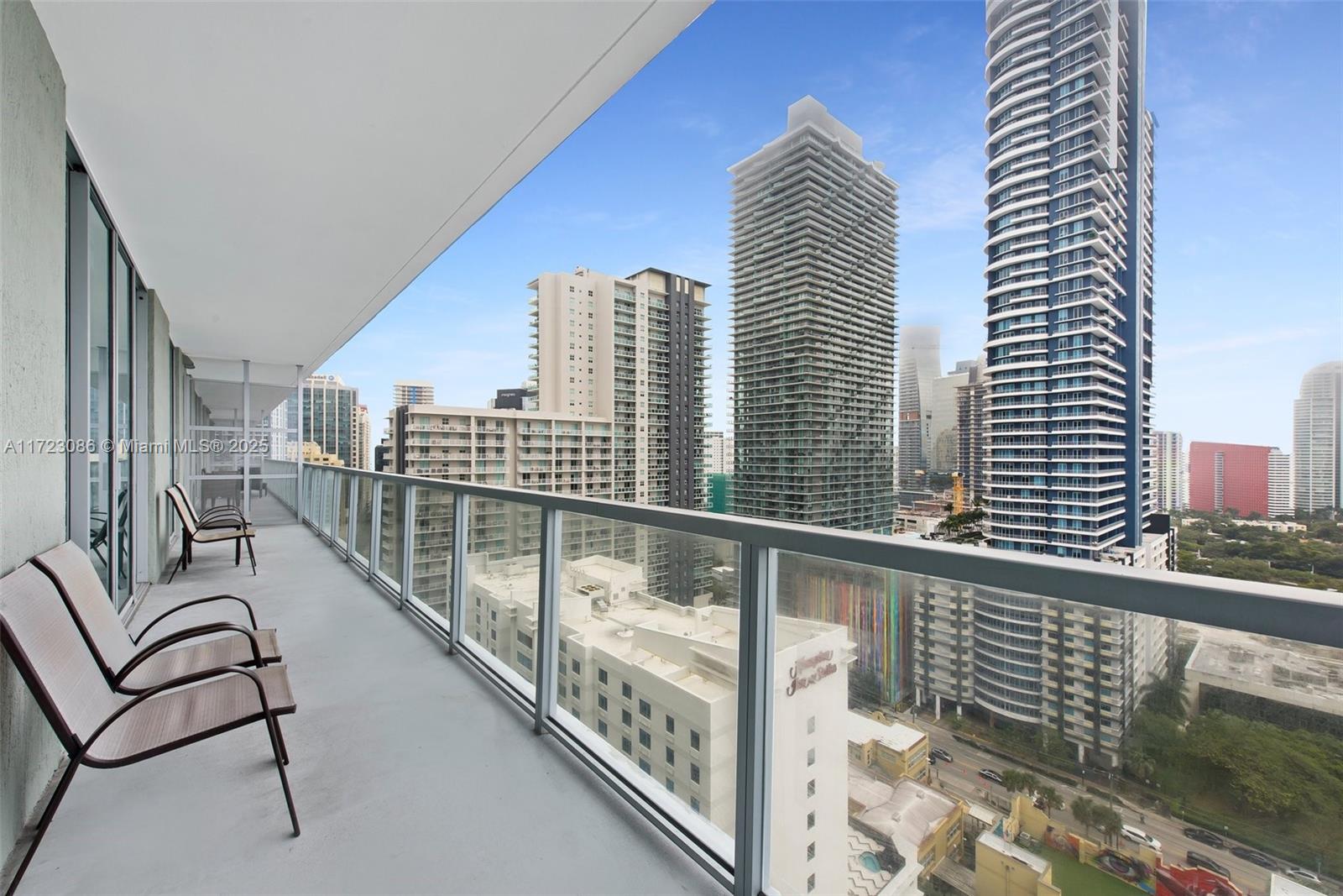 79 SW 12th St #2503-S, Miami FL 33130