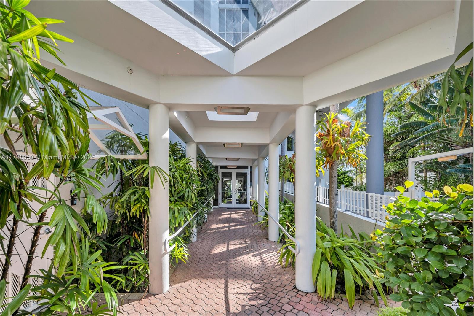 1621 Bay Rd #508, Miami Beach, Florida image 14