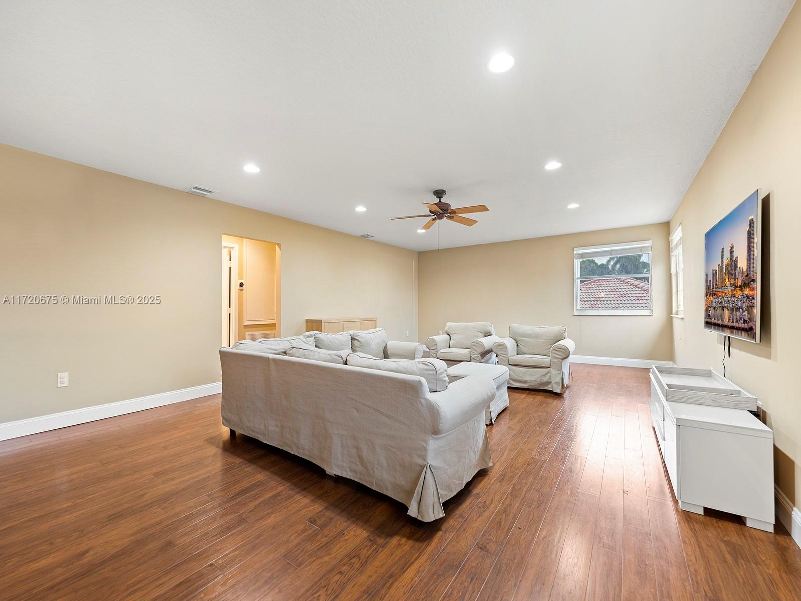 1104 NW 139th Ave, Pembroke Pines, Florida image 23