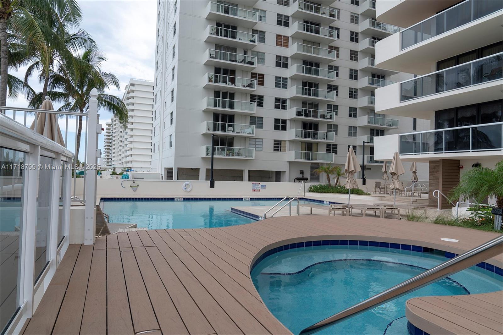 5757 Collins Ave #1604, Miami Beach, Florida image 11