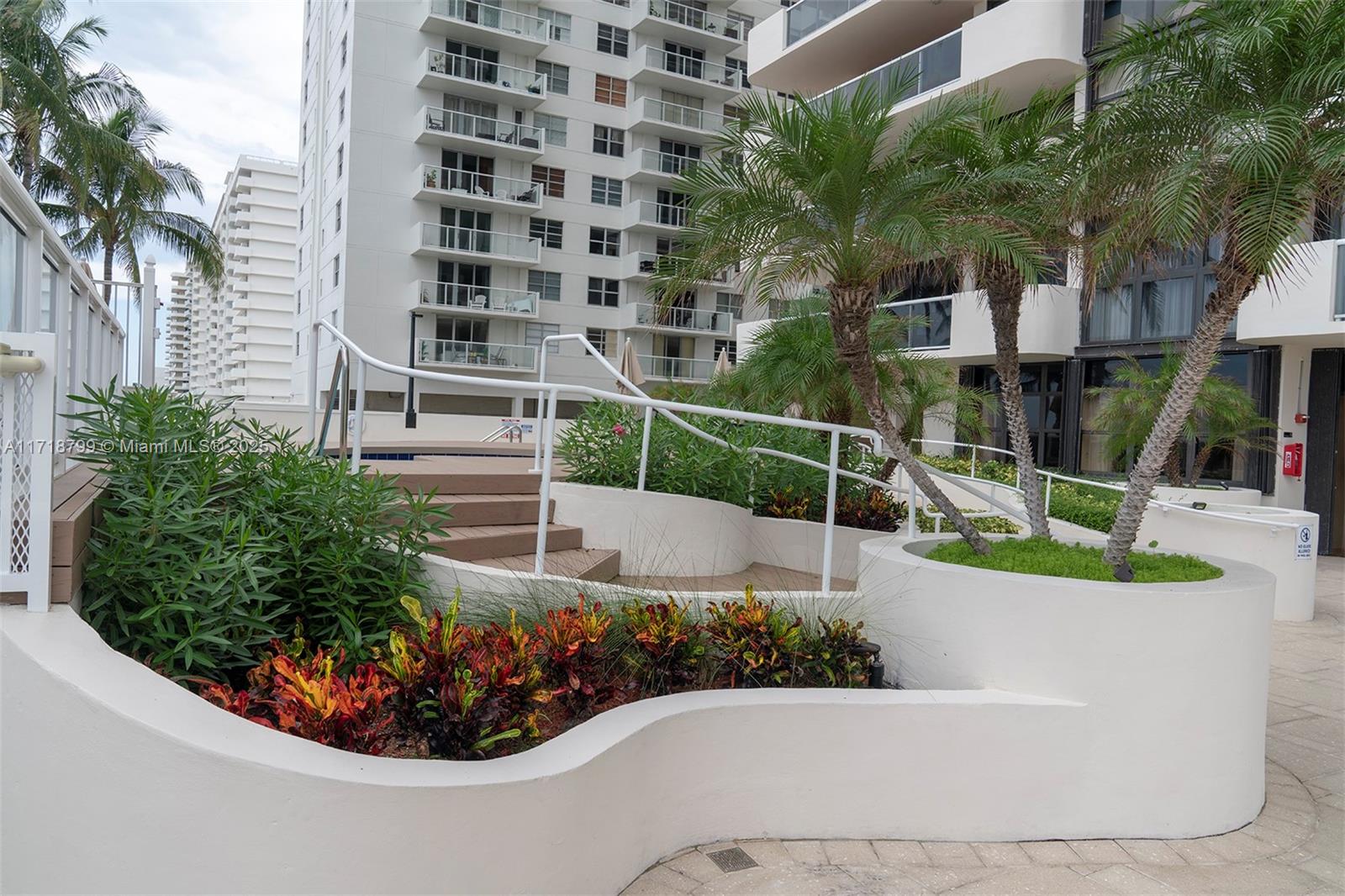 5757 Collins Ave #1604, Miami Beach, Florida image 14