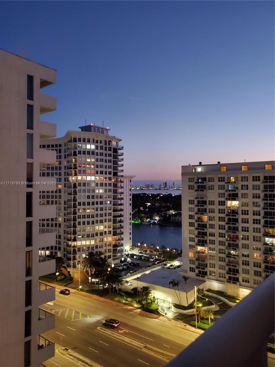 5757 Collins Ave #1604, Miami Beach, Florida image 38