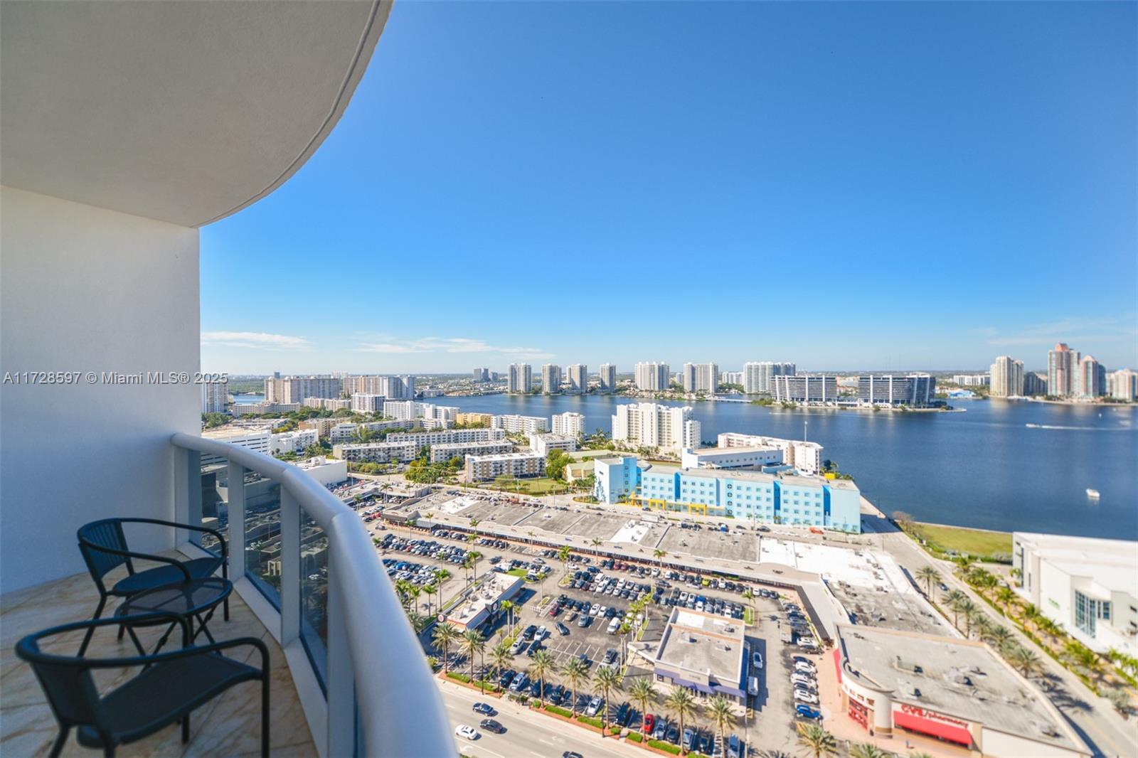 Residential, Sunny Isles Beach, Florida image 8