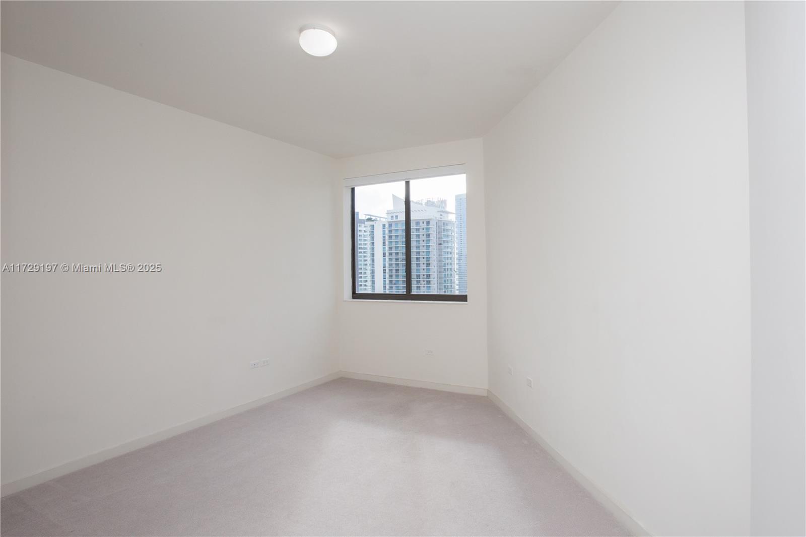 999 SW 1ST AVENUE #UPH11, Miami FL 33130