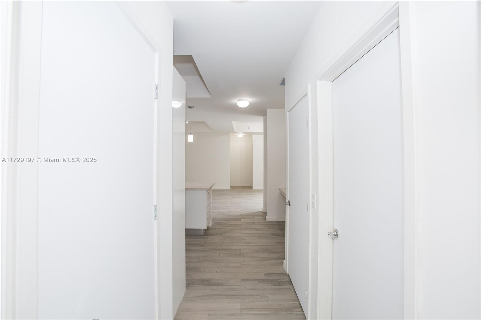 999 SW 1ST AVENUE #UPH11, Miami FL 33130