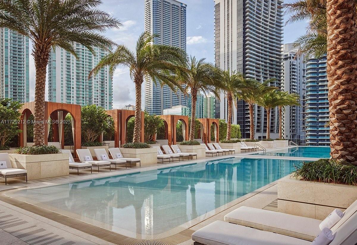 801 S Miami Ave #5002, Miami FL 33130