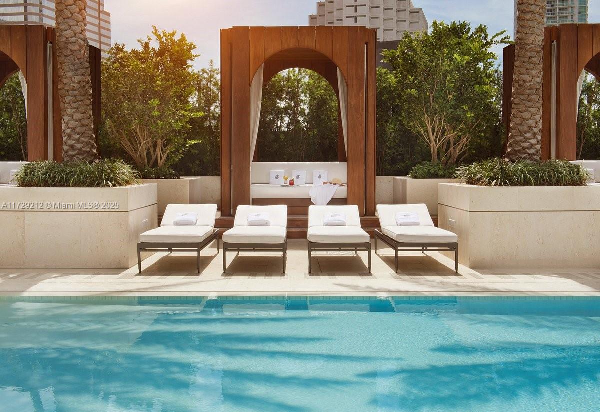 801 S Miami Ave #5002, Miami FL 33130