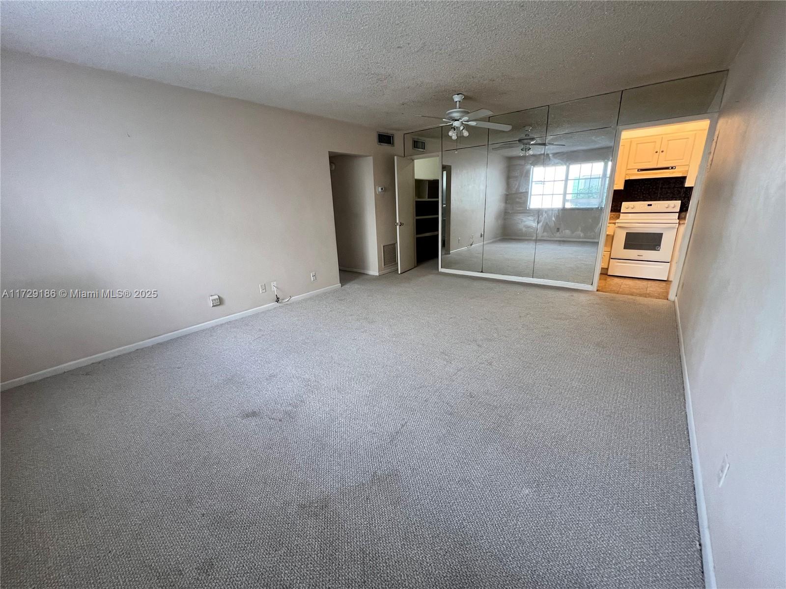 1821 NE 62nd St #312, Fort Lauderdale, Florida image 4