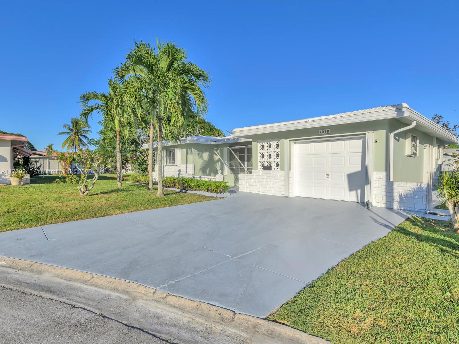 1070 NW 68th Ter, Margate, Florida image 3