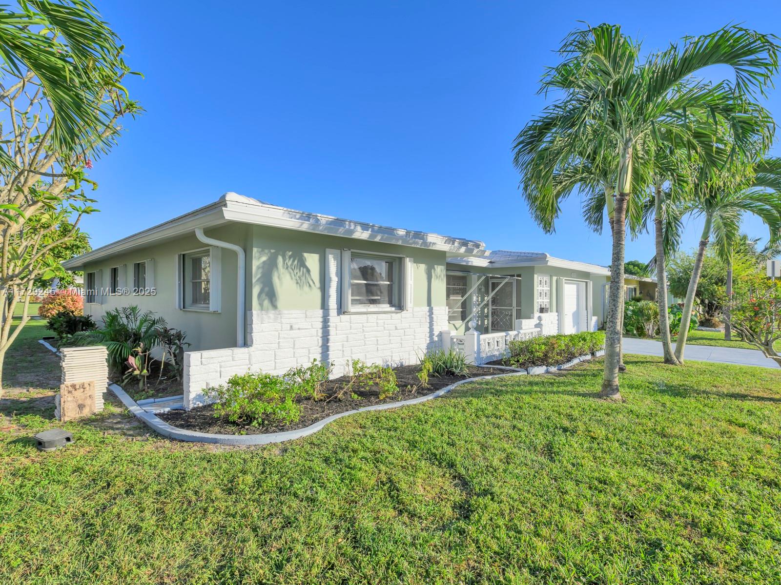 1070 NW 68th Ter, Margate, Florida image 4