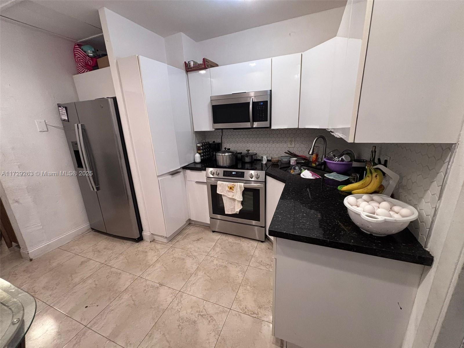 1348 NW 51st St, Miami, Florida image 13