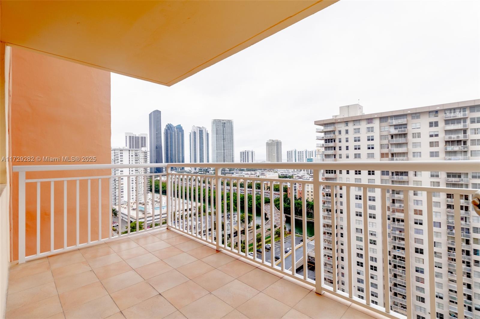 251 174th St #1909, Sunny Isles Beach, Florida image 1