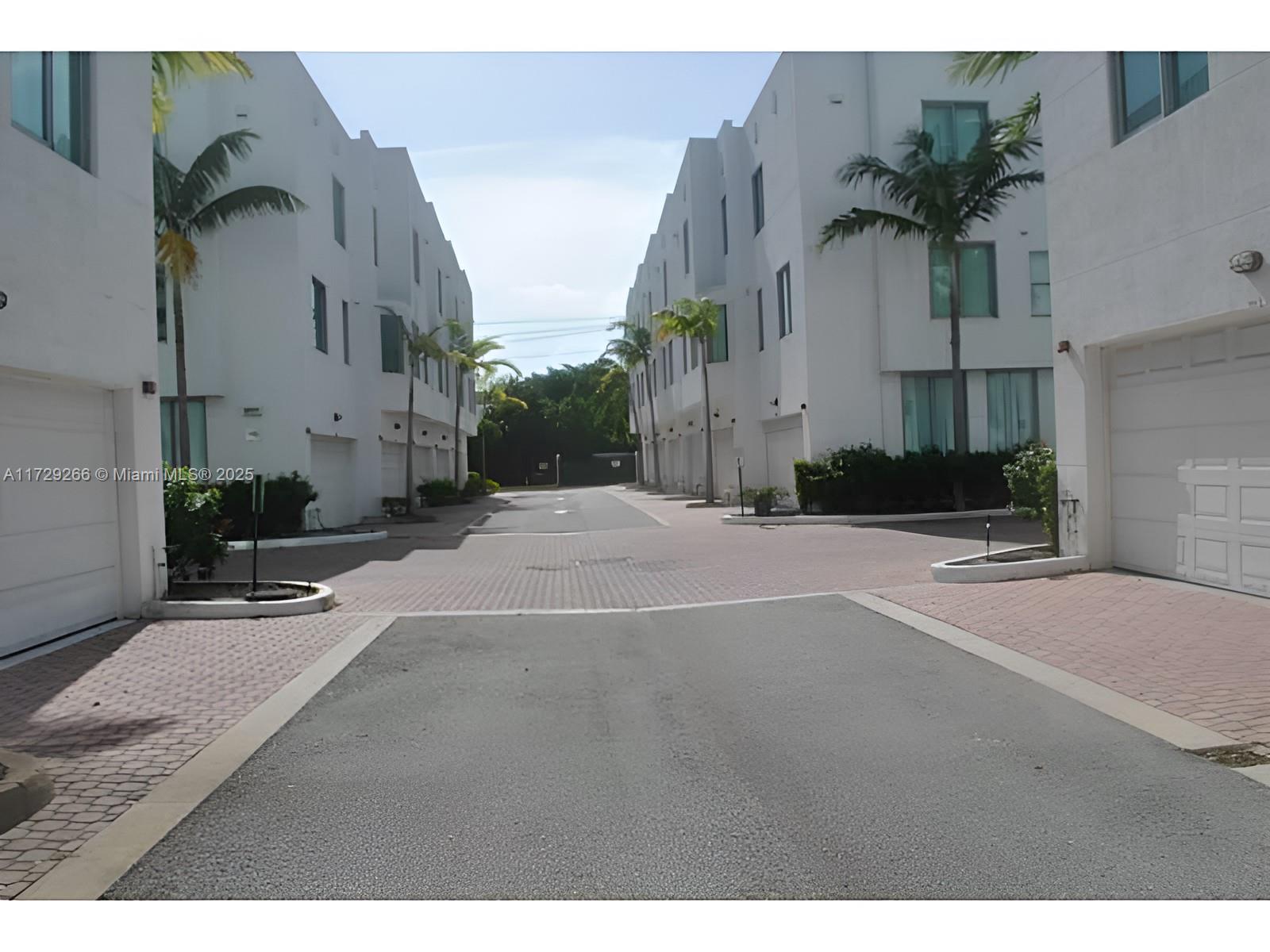 2142 Van Buren St, Hollywood, Florida image 15