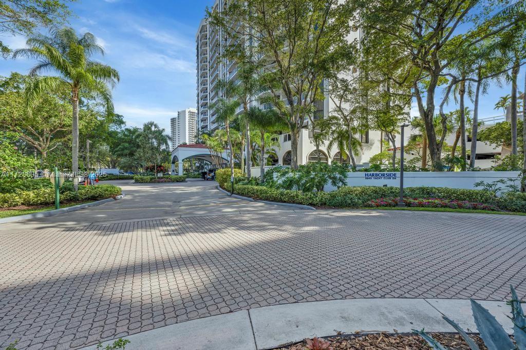 3640 Yacht Club Dr #501, Aventura, Florida image 29