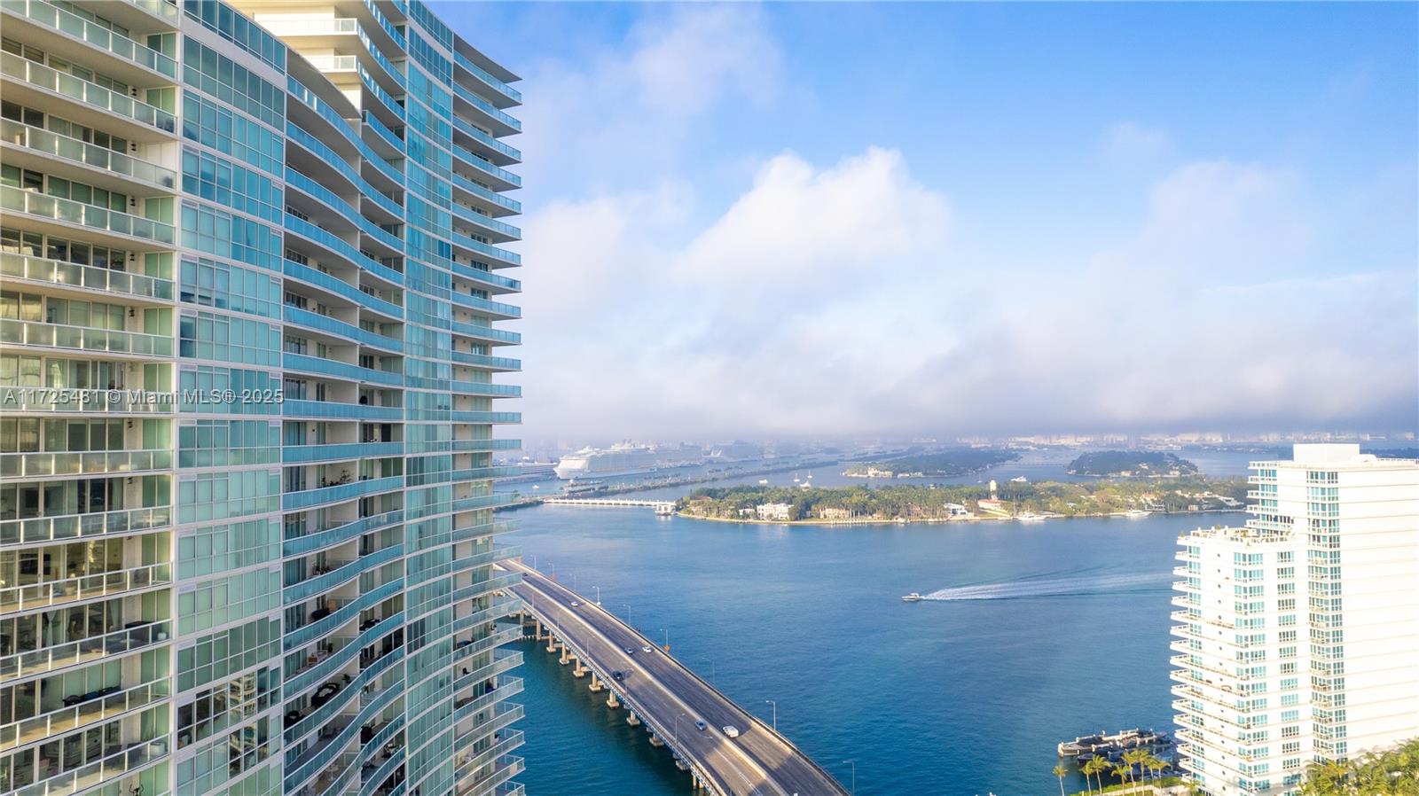 450 Alton Rd #2810, Miami Beach FL 33139