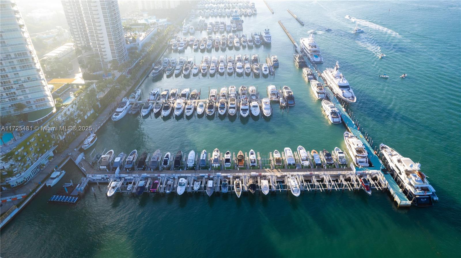 450 Alton Rd #2810, Miami Beach FL 33139