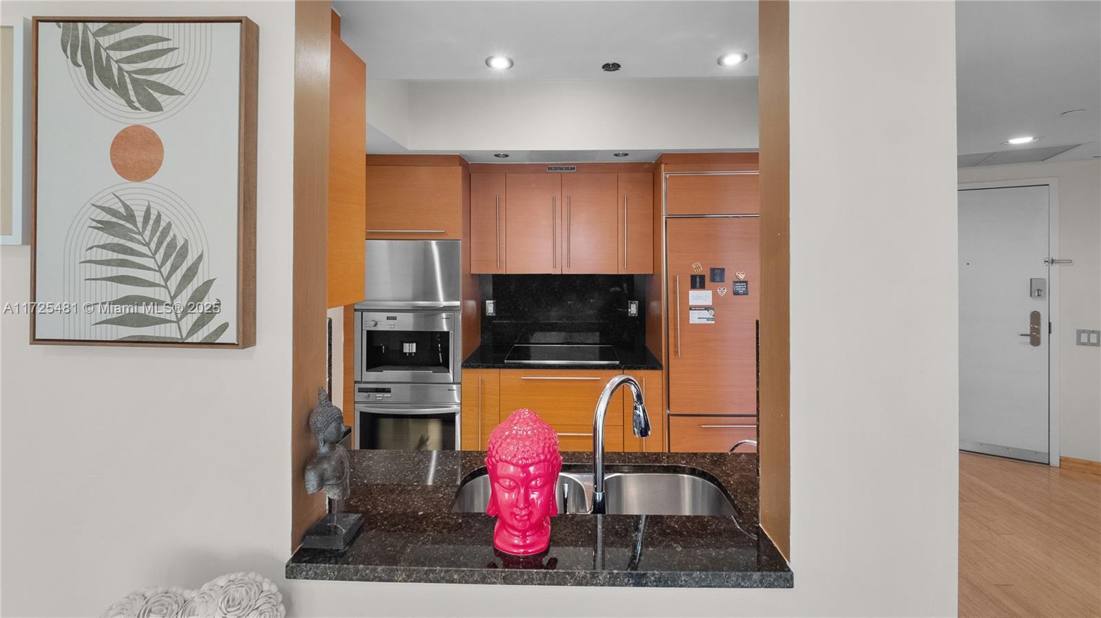 450 Alton Rd #2810, Miami Beach FL 33139