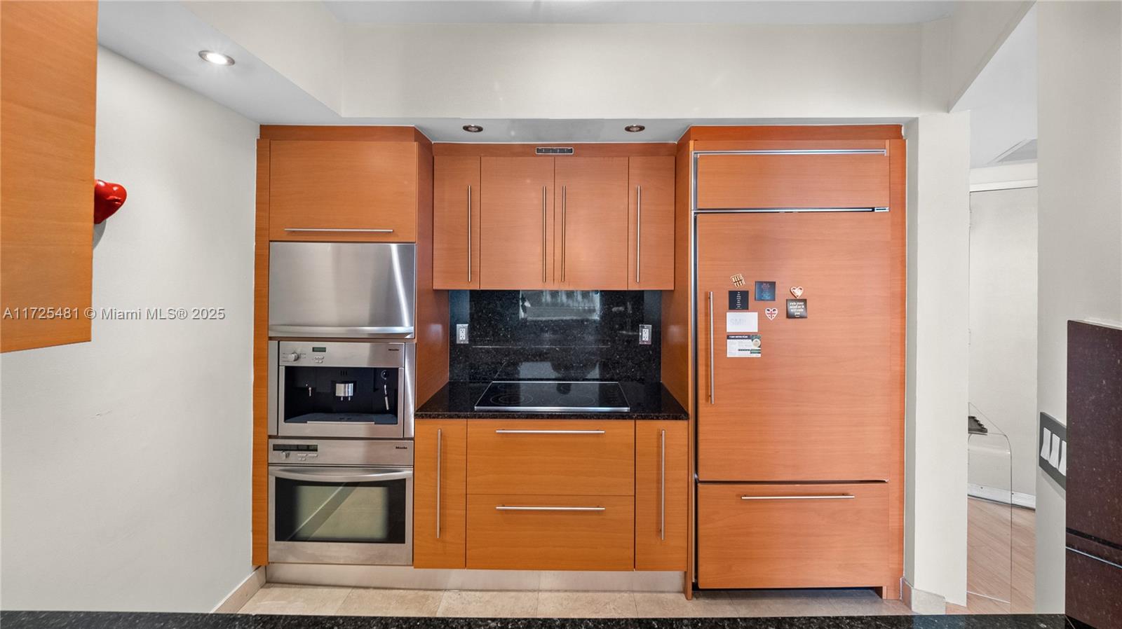 450 Alton Rd #2810, Miami Beach FL 33139