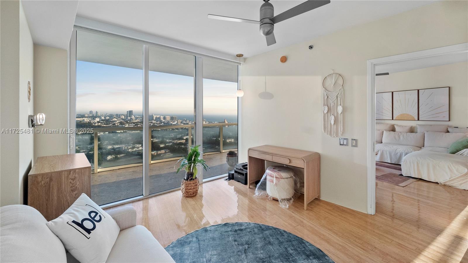 450 Alton Rd #2810, Miami Beach FL 33139
