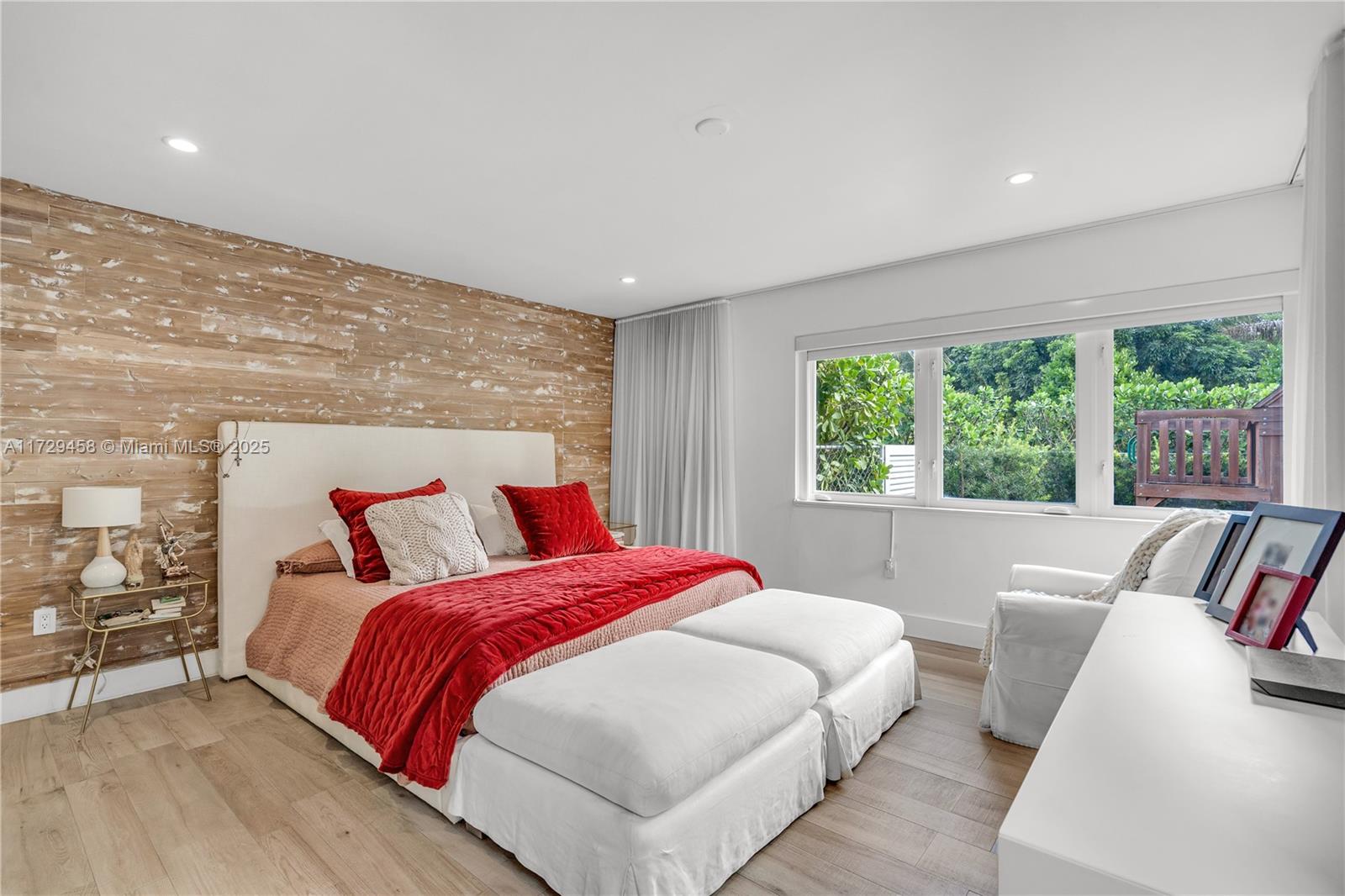 Listing Photo 18