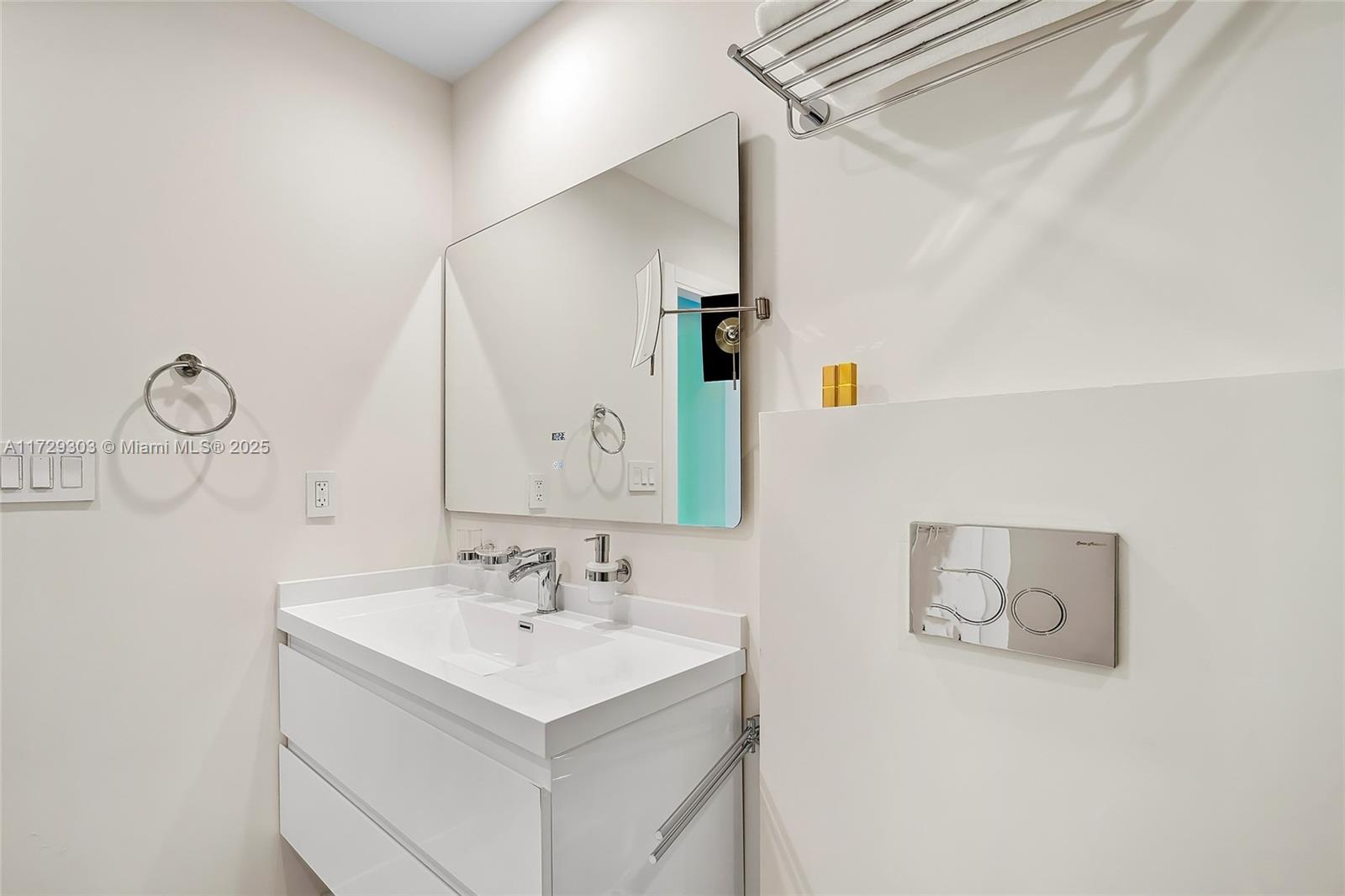 300 Diplomat Pkwy #811, Hallandale Beach, Florida image 33