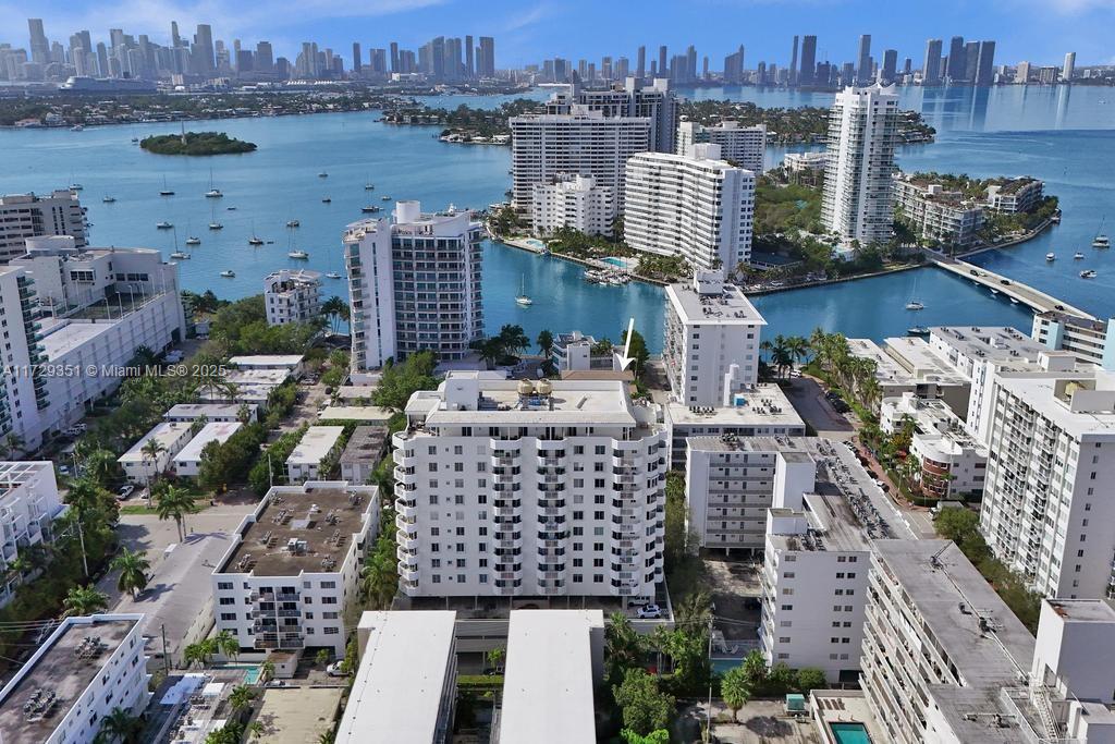 1621 Bay Rd #704, Miami Beach, Florida image 1