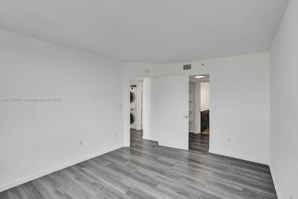 1621 Bay Rd #704, Miami Beach, Florida image 27