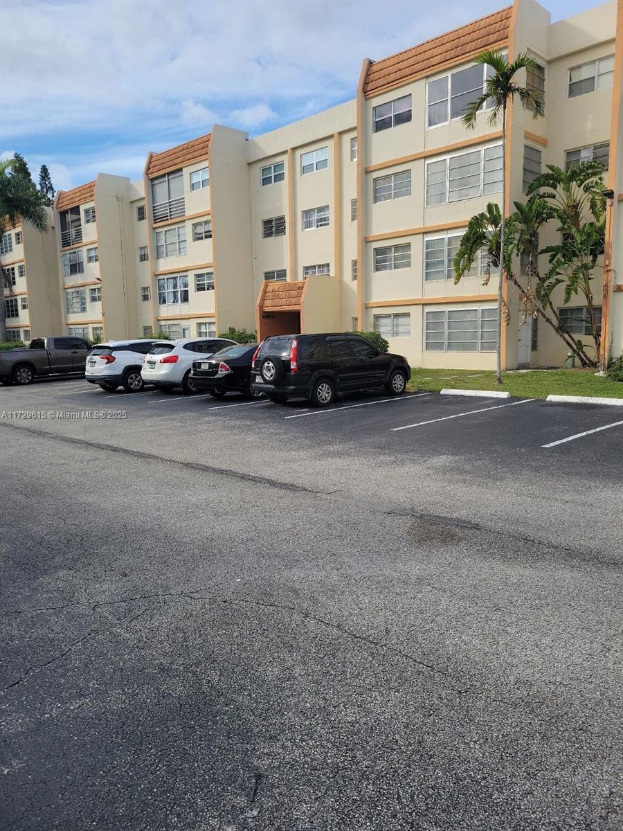 2501 NW 41st Ave #304, Lauderhill, Florida image 3