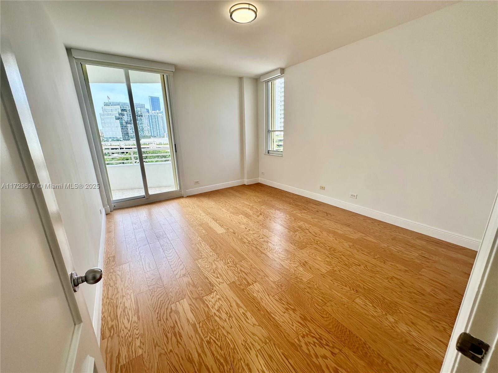 Listing Photo 15
