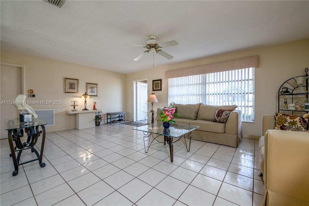 4801 NW 13th Ave, Deerfield Beach, Florida image 3