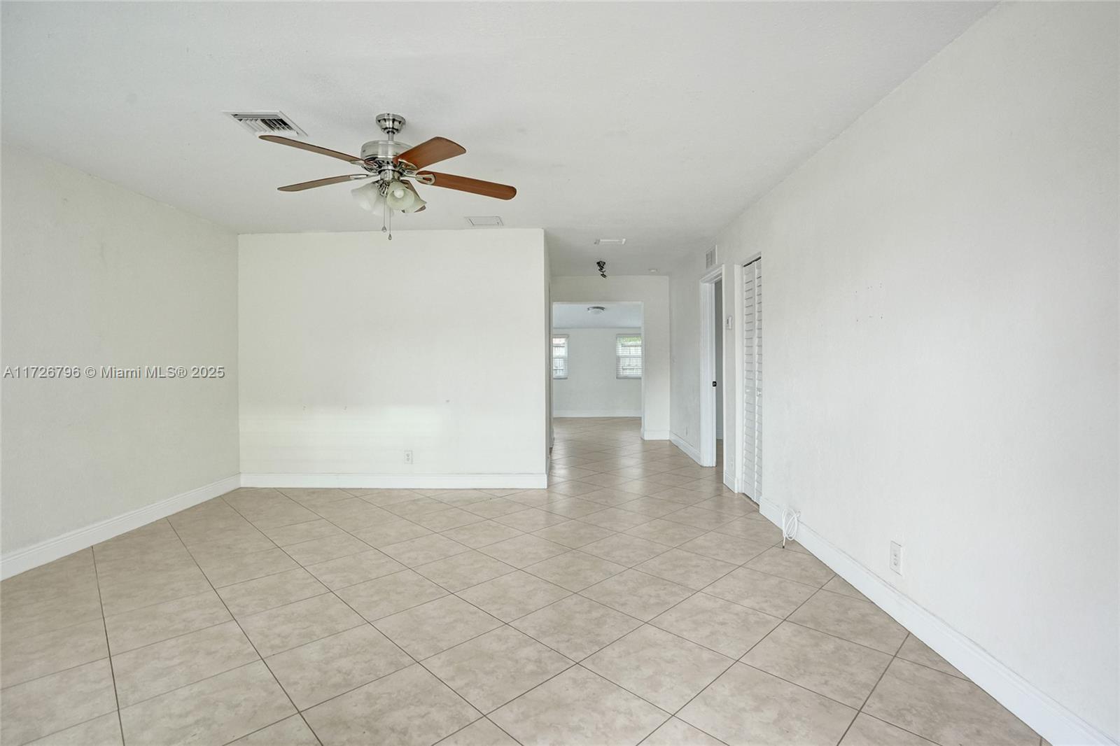 6611 Meade St, Hollywood, Florida image 4