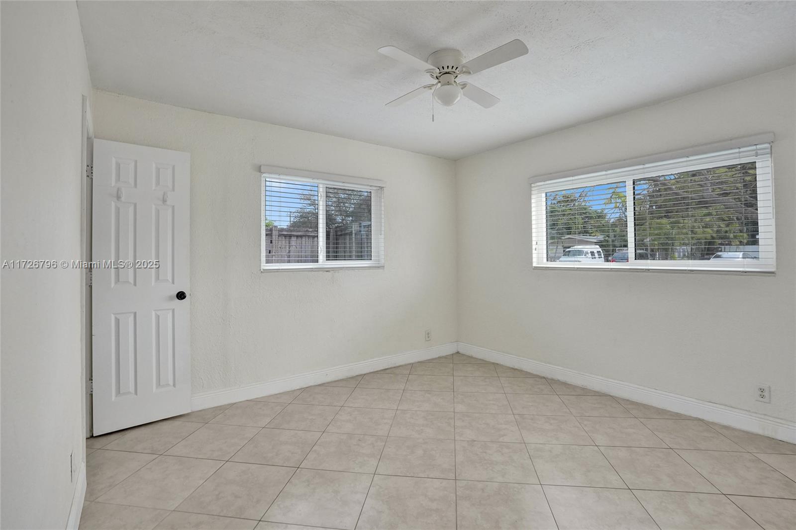 6611 Meade St, Hollywood, Florida image 9