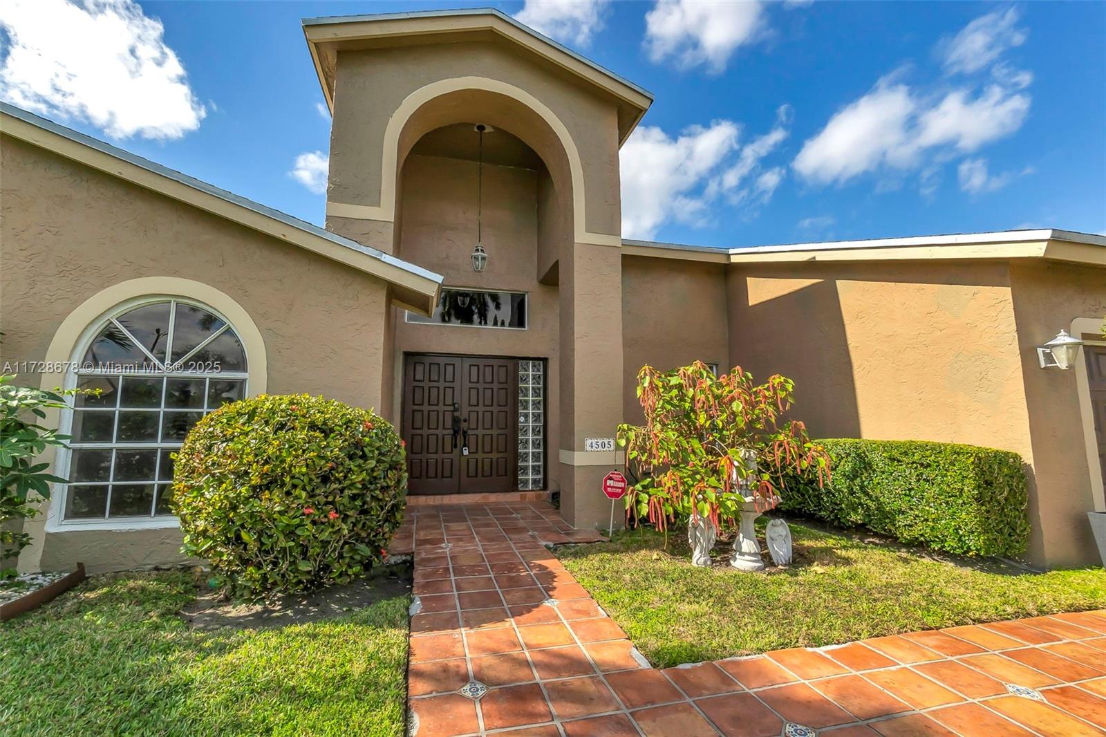 4505 NW 64th Ter, Lauderhill, Florida image 3