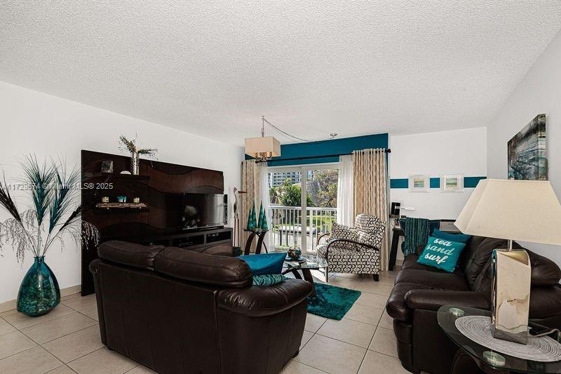 17800 Atlantic Blvd #203, Sunny Isles Beach, Florida image 16